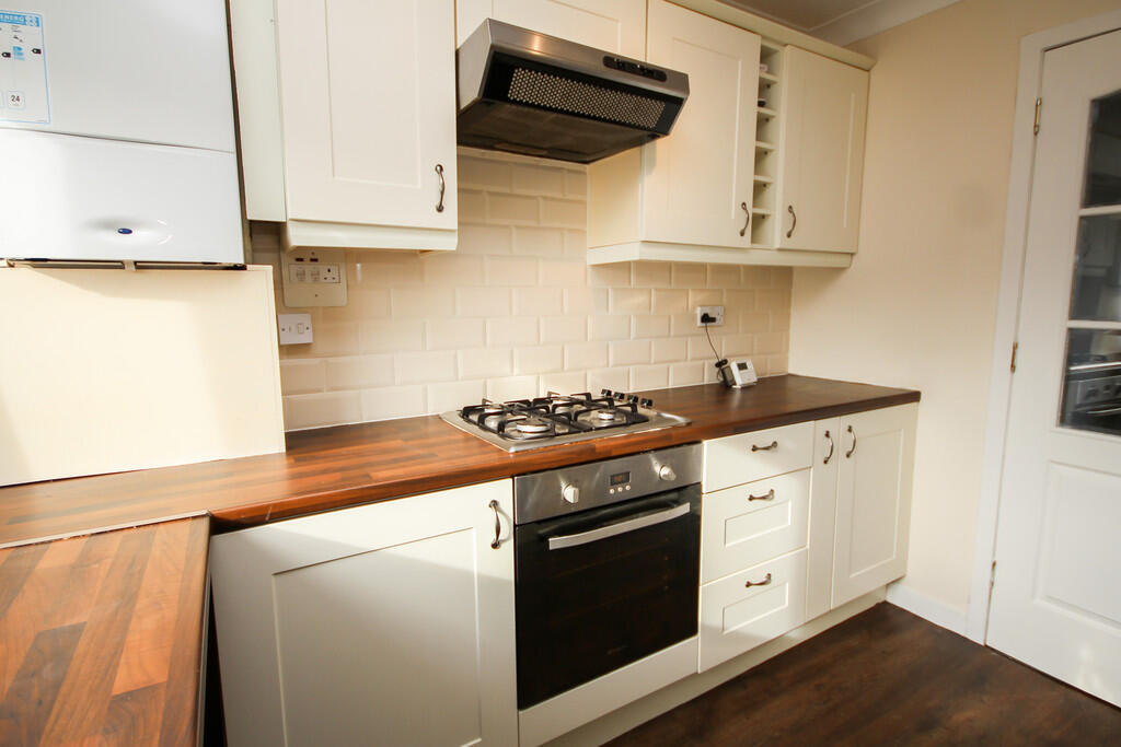 108 Spottiswood -...