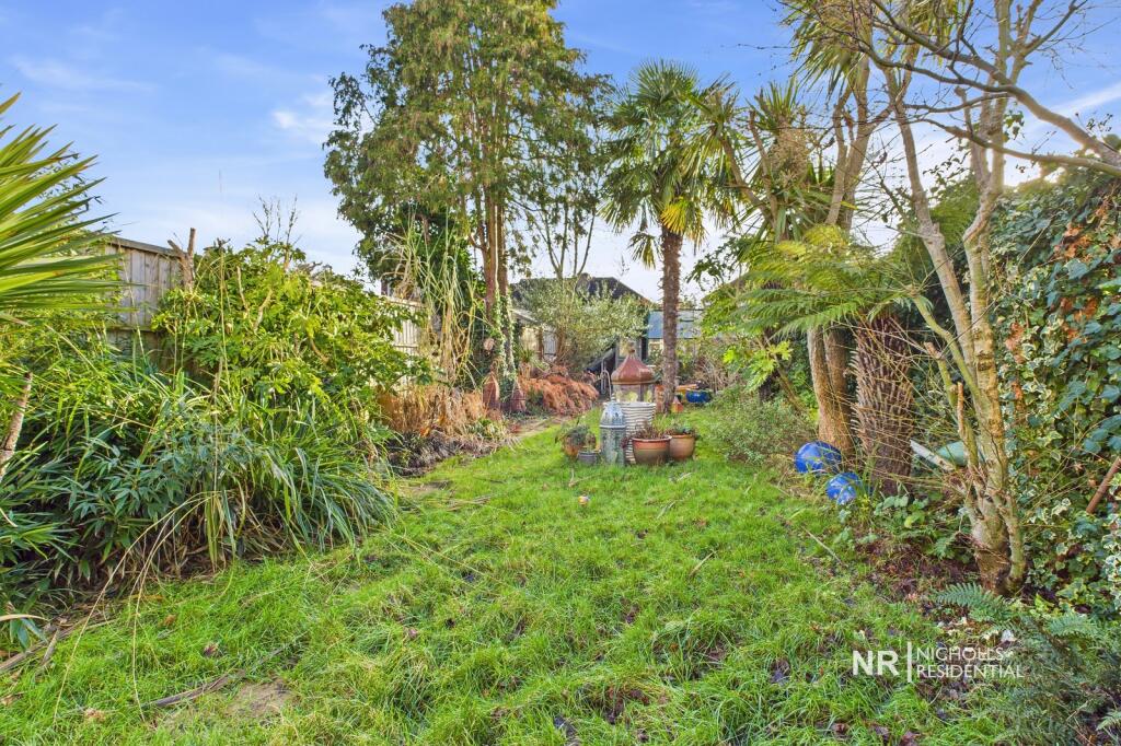 Garden Extra Photo 3