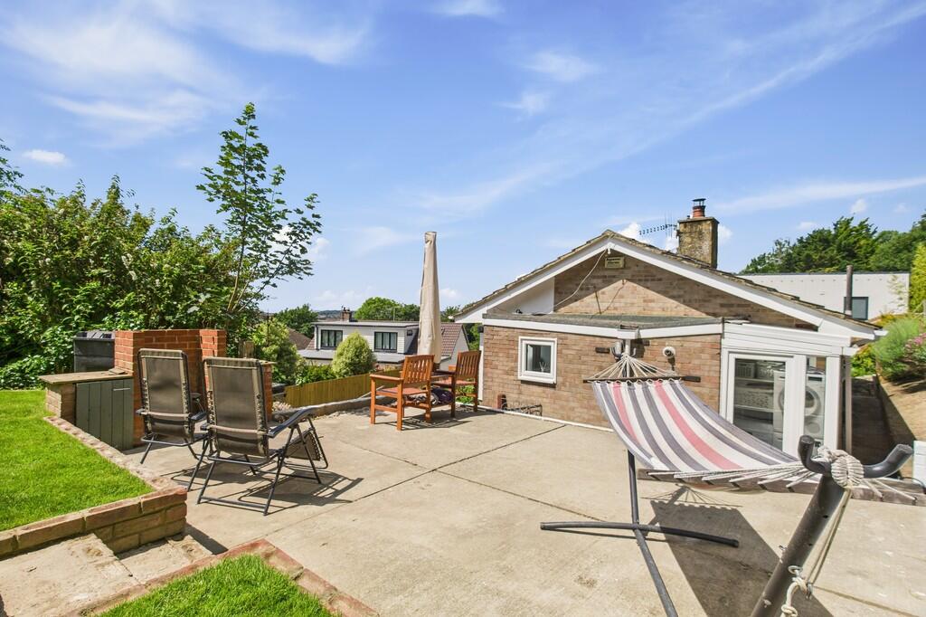 CAM01085G0-PR0583...