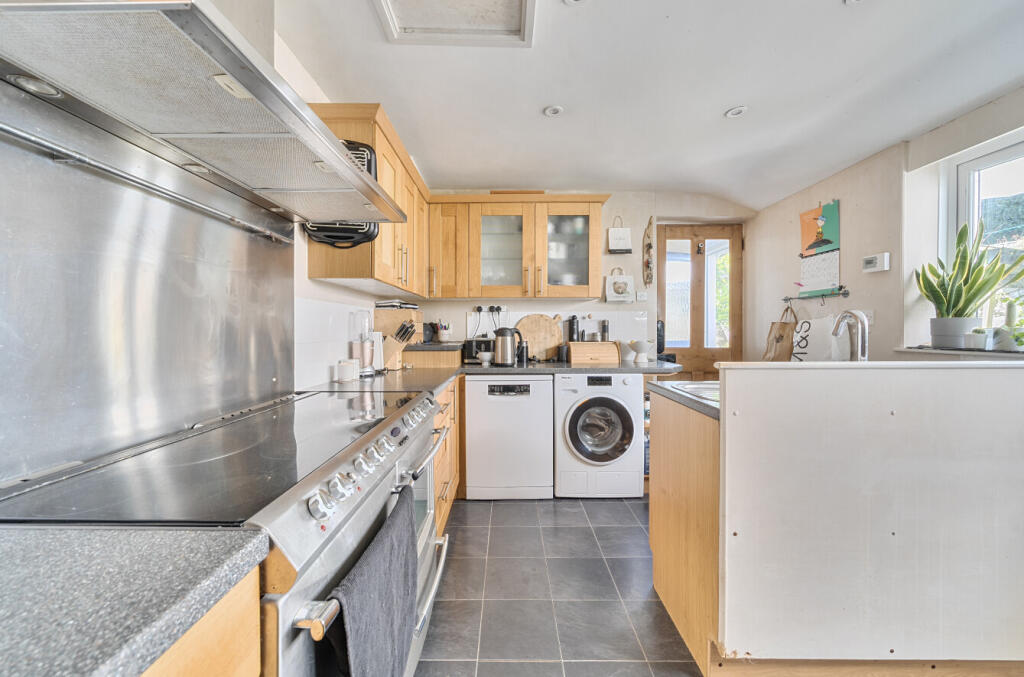 1303500-6-685535d...