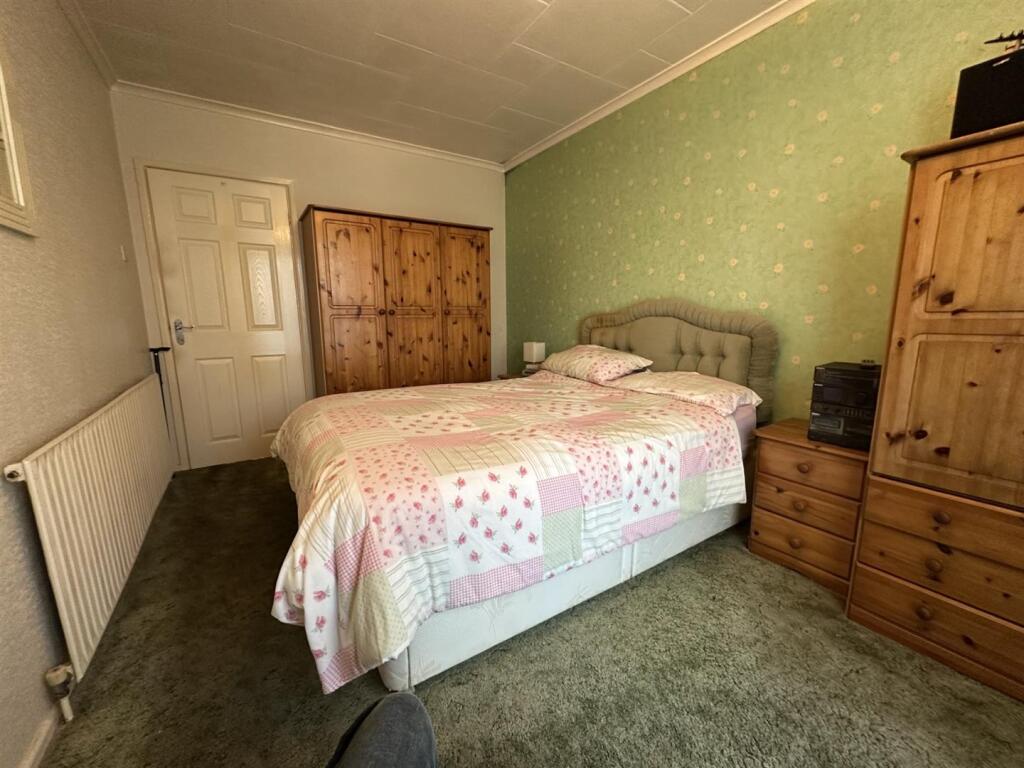 4 Highfield 8.jpg