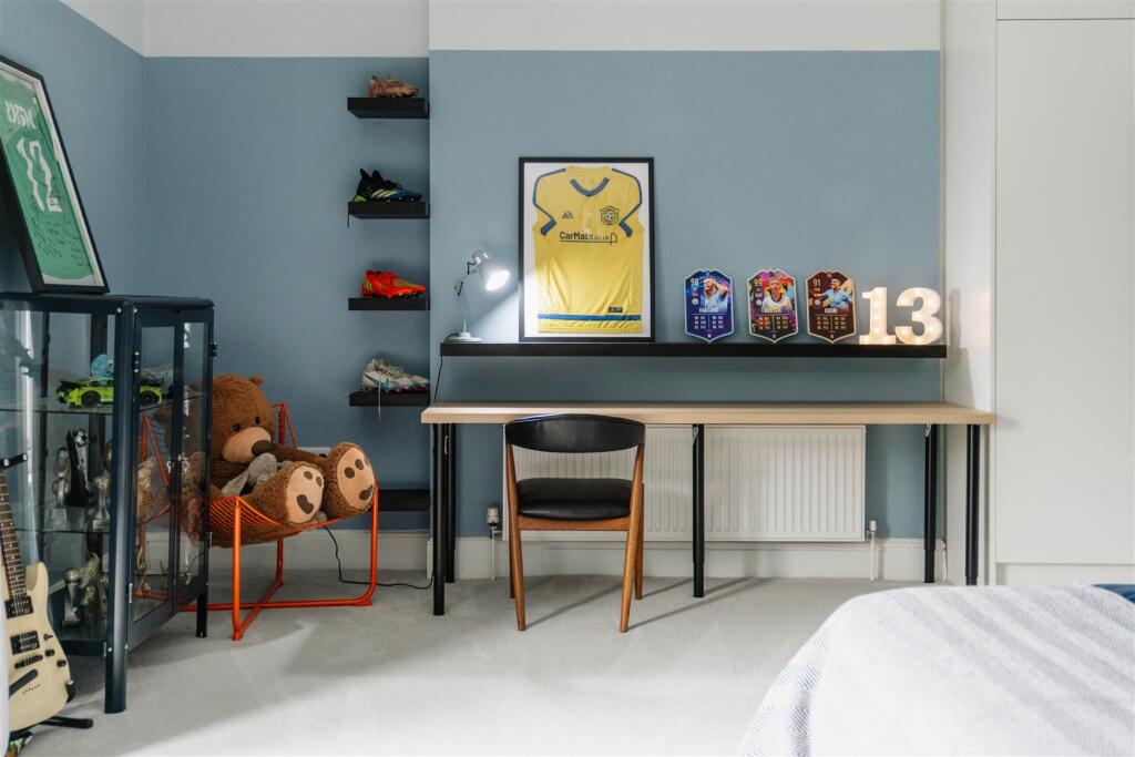 Bedroom2-5.jpg