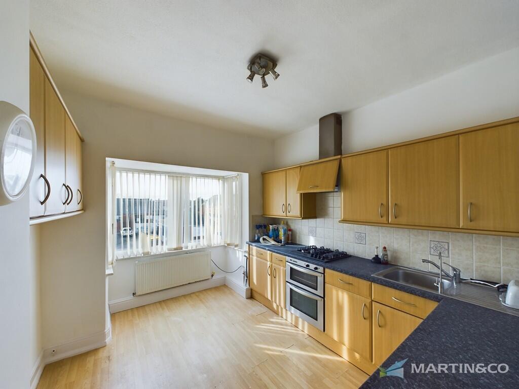 CAM02318G0-PR0399...