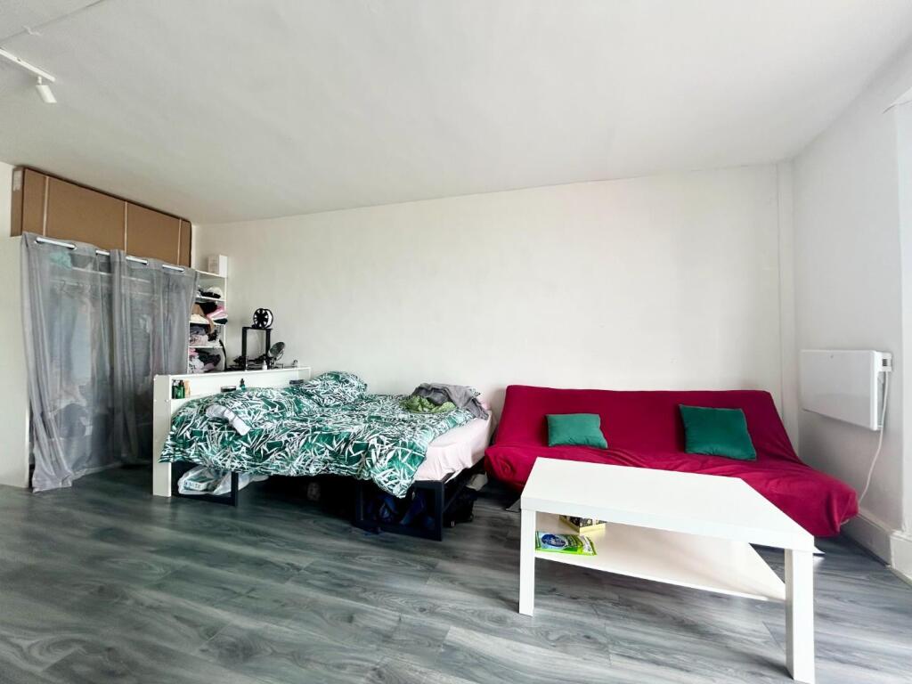 Studio 2.jpg
