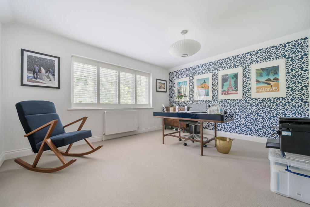 1305422-37-68472a...