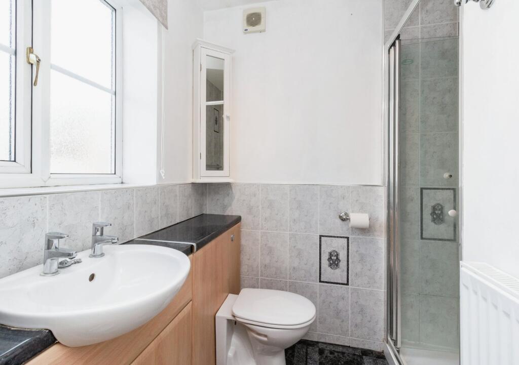 Ensuite