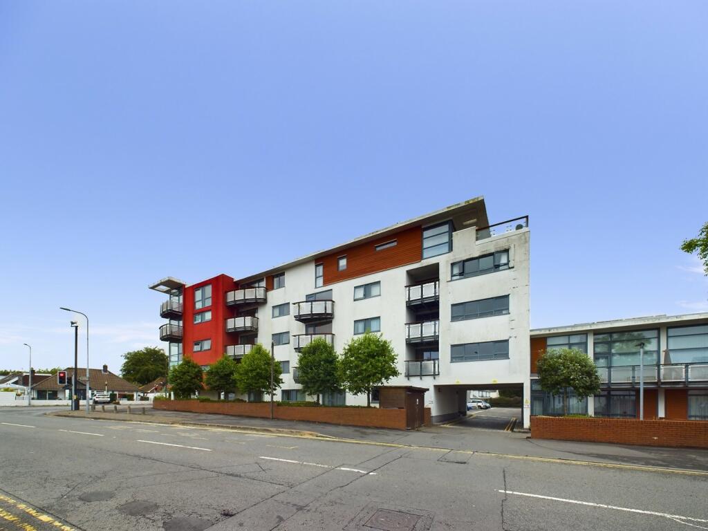 Front &amp; Entrance