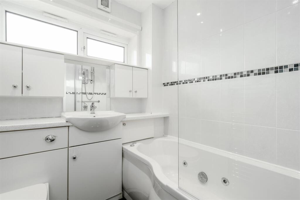 12 Goode Avenue_7.jpg