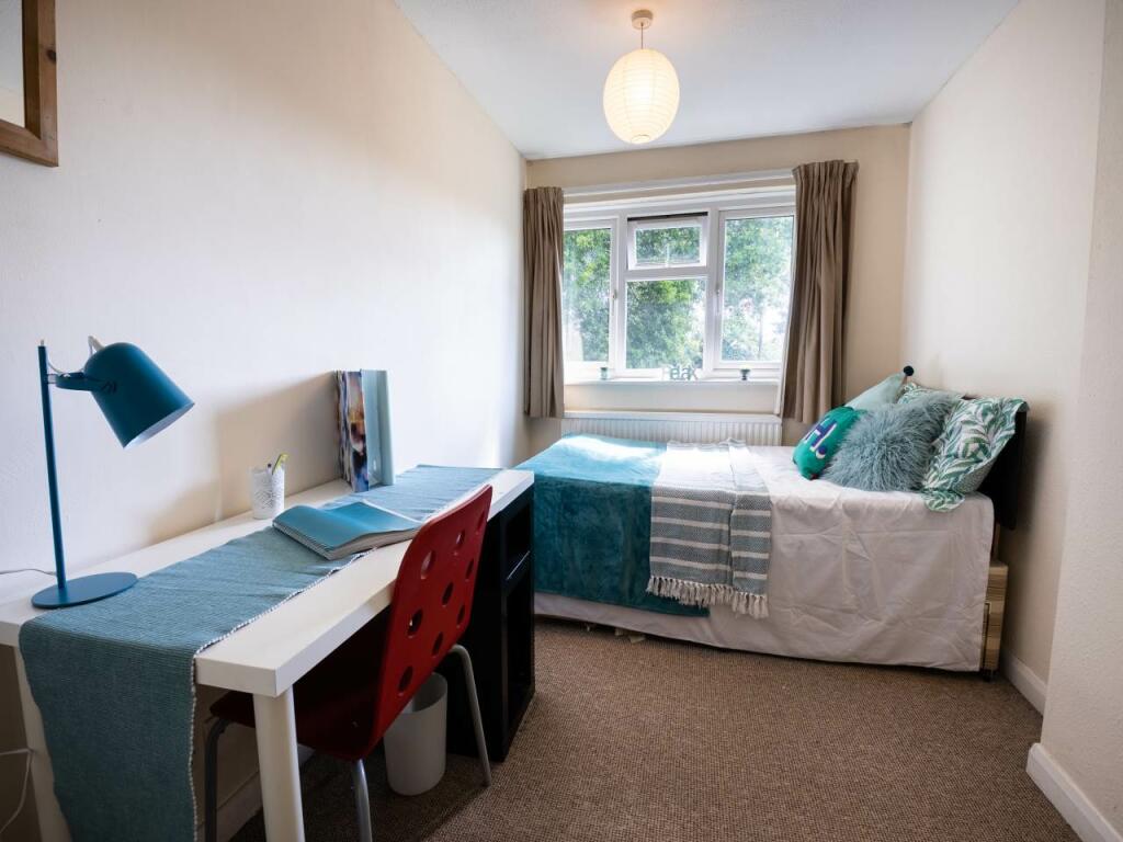 34_Bramshaw_Road_Can