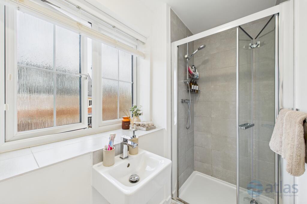 En-suite To Bedroom One