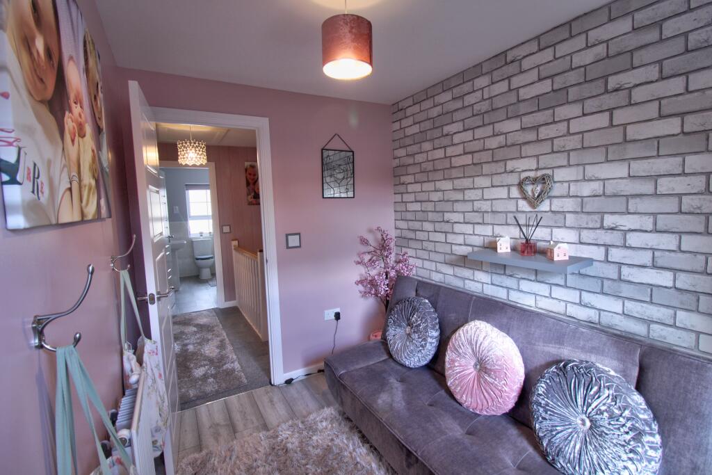 IMG_4133_4_5Realistic