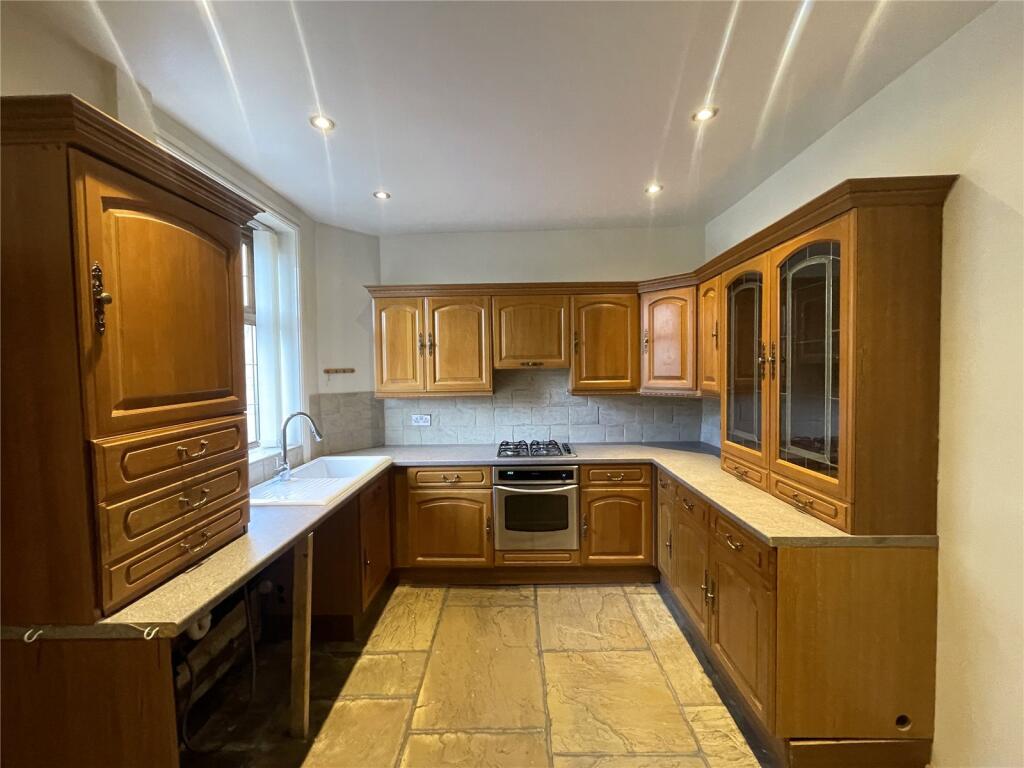 Kitchen 1