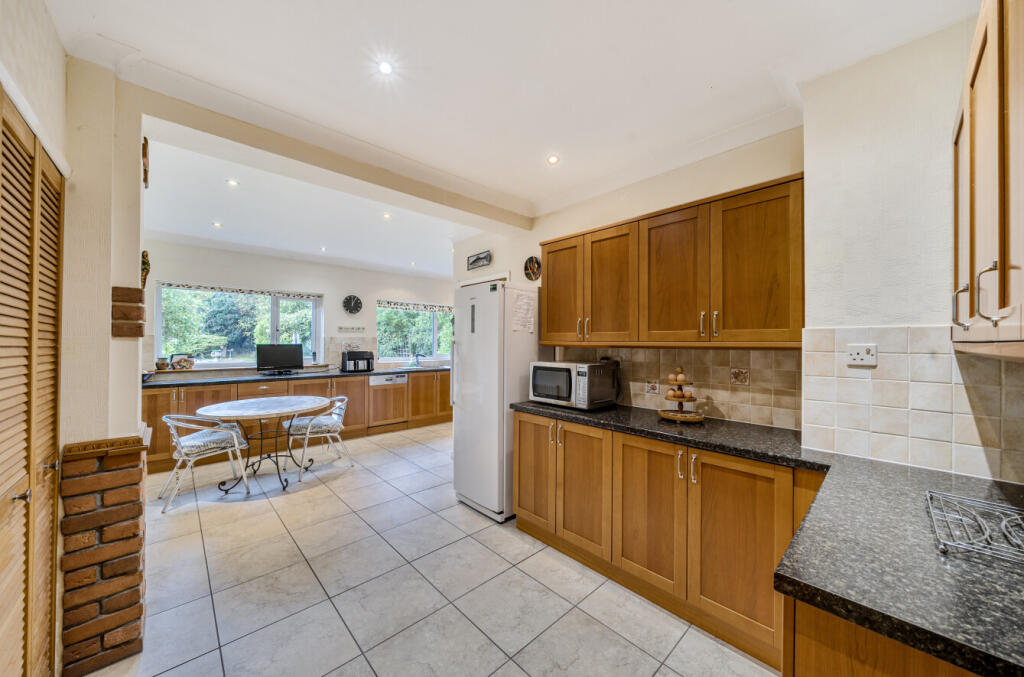 1362648768ed3a5ab8e35