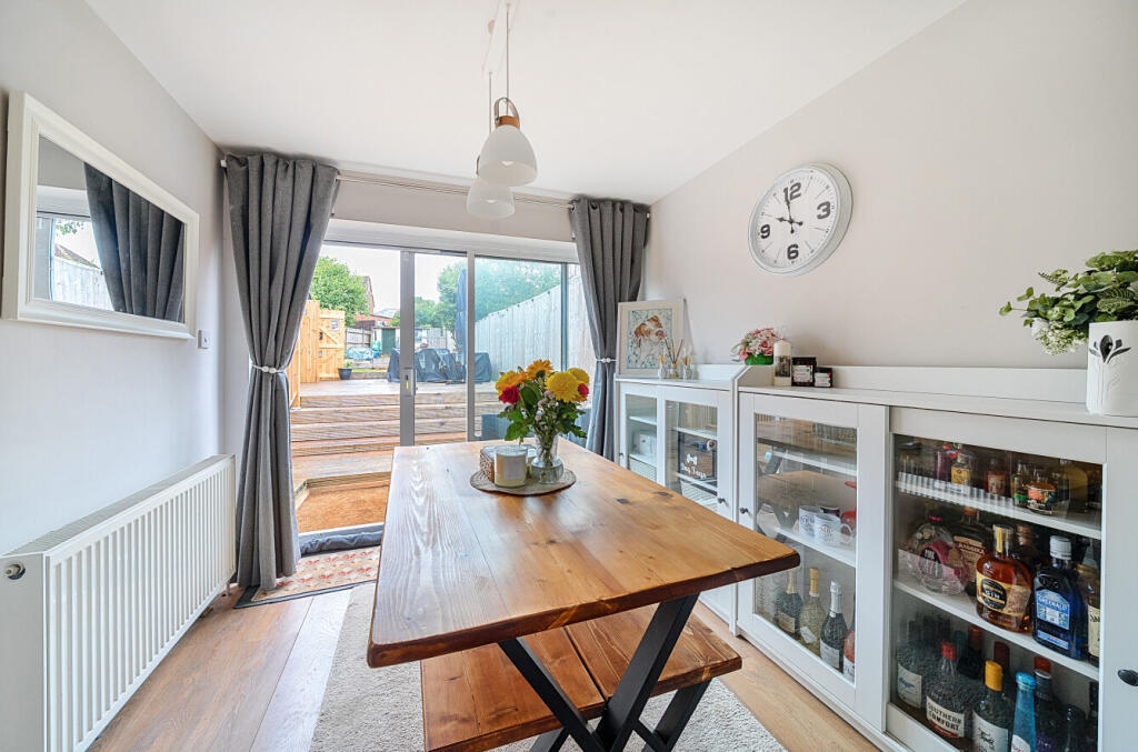 1288276-5-68358b1...