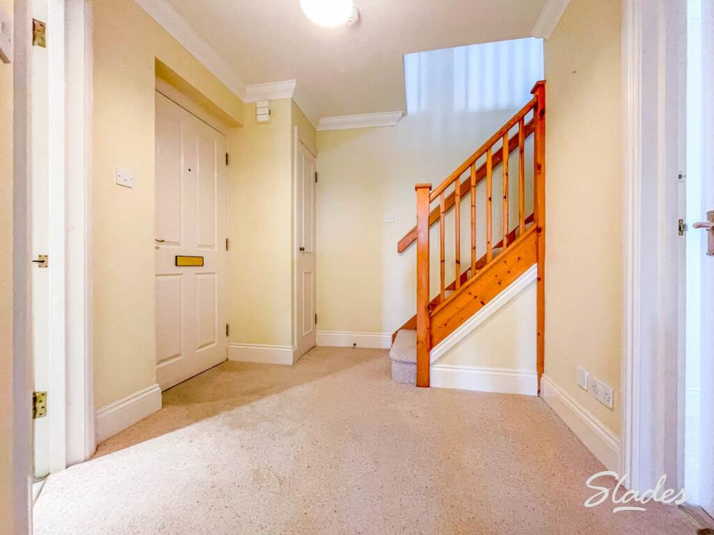 10 carlton Dene entr