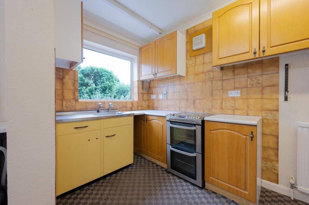 KITCHEN, DINER AND LIVING ROOM