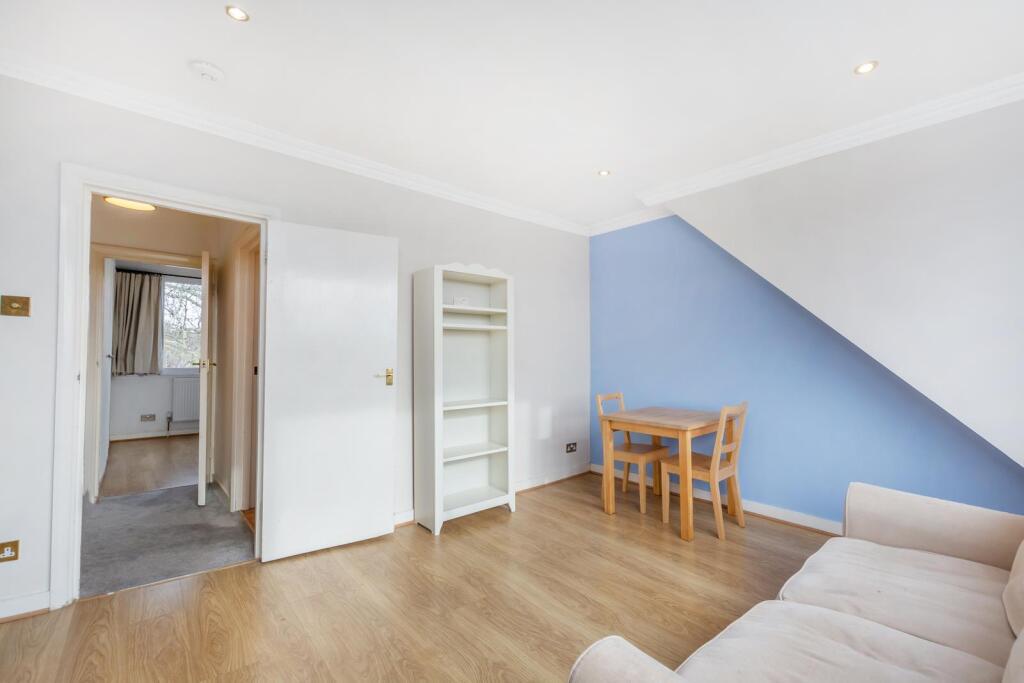 104e Christchurch Road, SW2 3DF-3.jpg