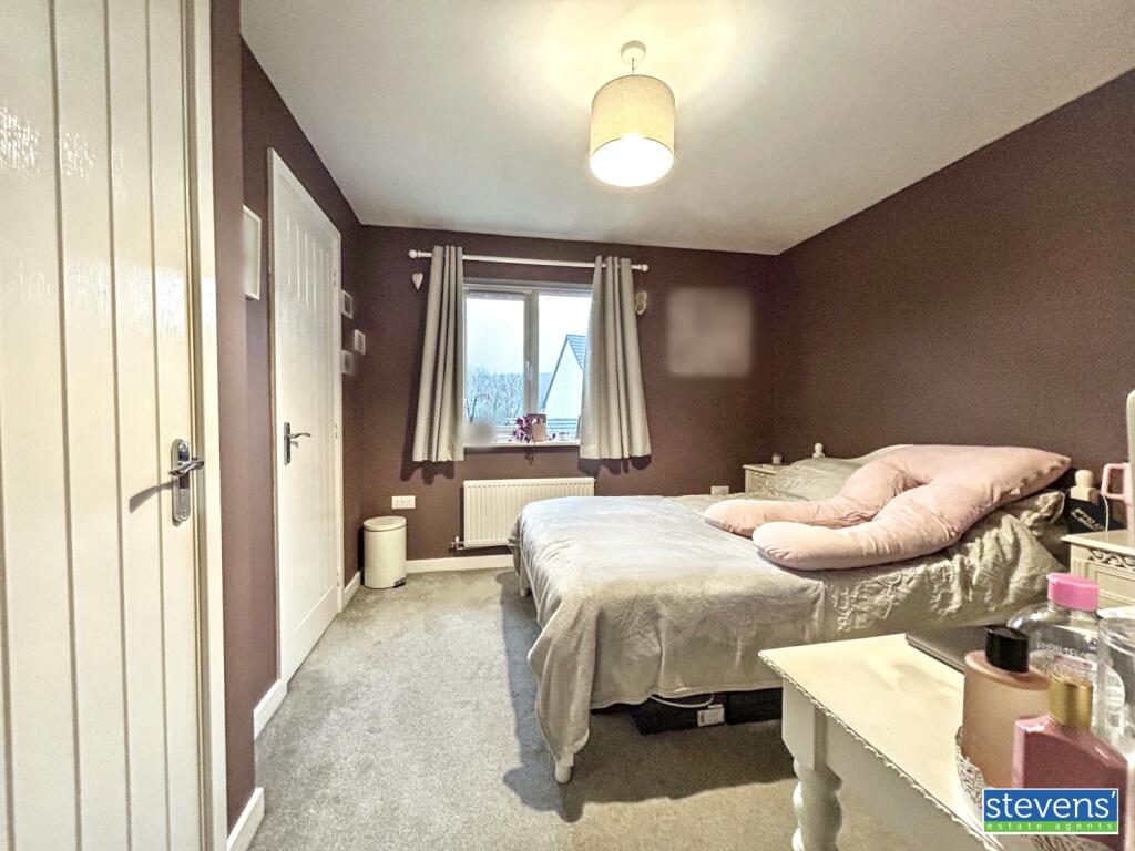 image00021_blurred (1)