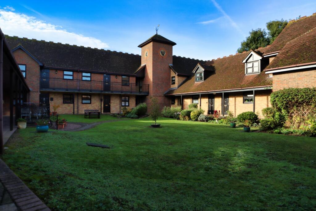 Clarendon Mews, Bexley, DA5