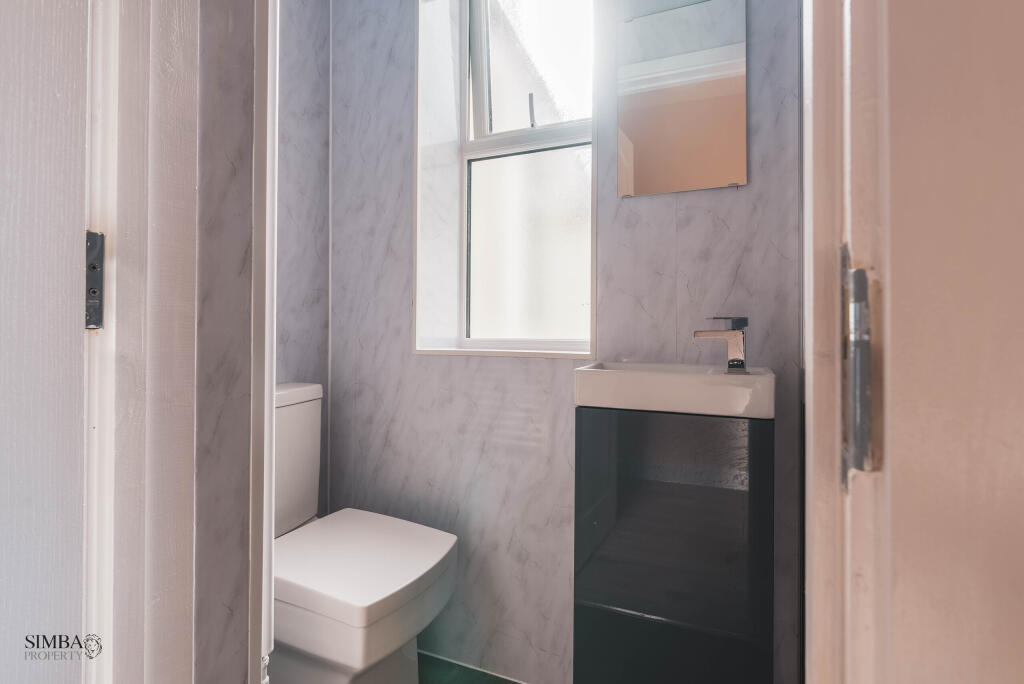 8BA Bedroom 4 Ensuite