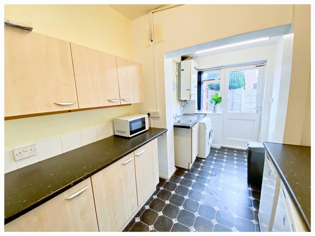 Kitchen 2