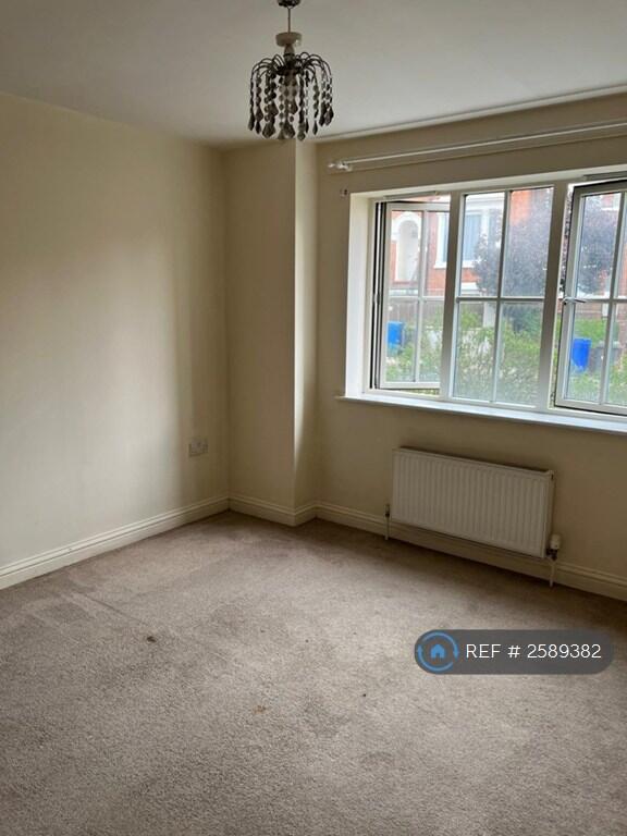 Bedroom 1 (With Ensuite)