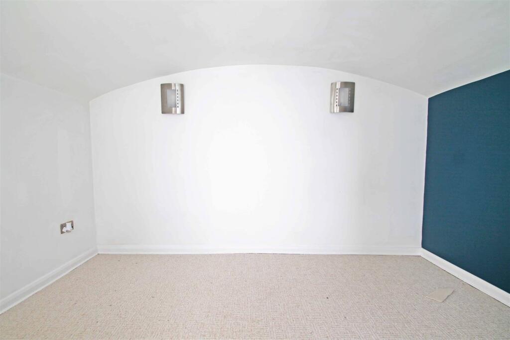 External Study/Occasional Living Space