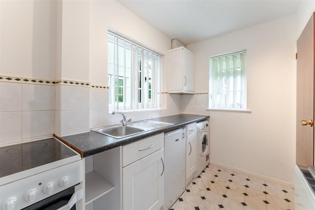 12 The Glebe Wrington_-5.jpg