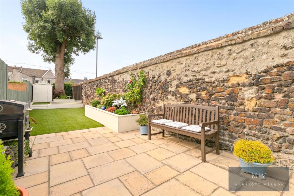 Newark Road 2 MV-10.jpg