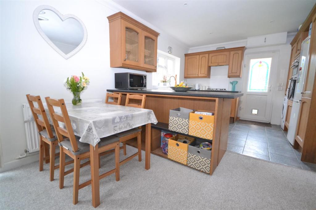 Dining Room/Kitchen Area