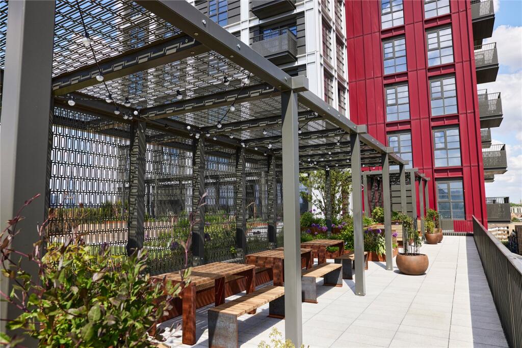 6th Floor Terrace