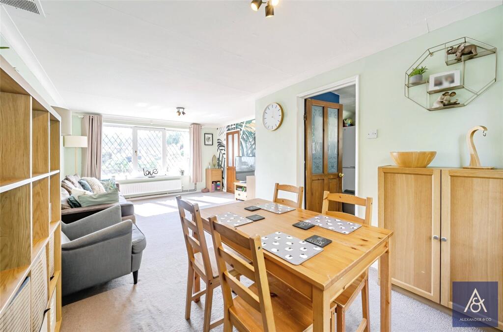 Living/Dining Room
