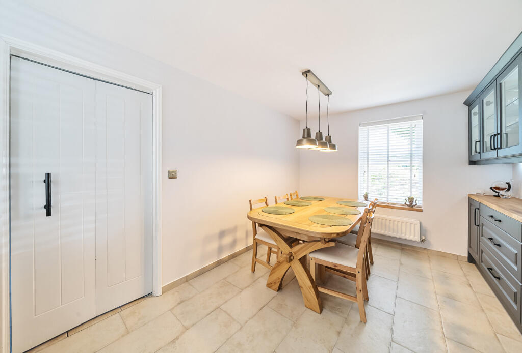 1313569-11-68653f...