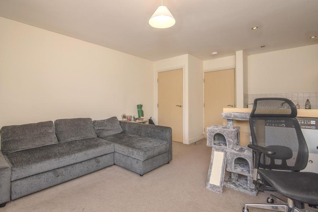Lounge / Kitchen