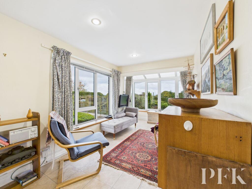 Dining / Living / Sun Room