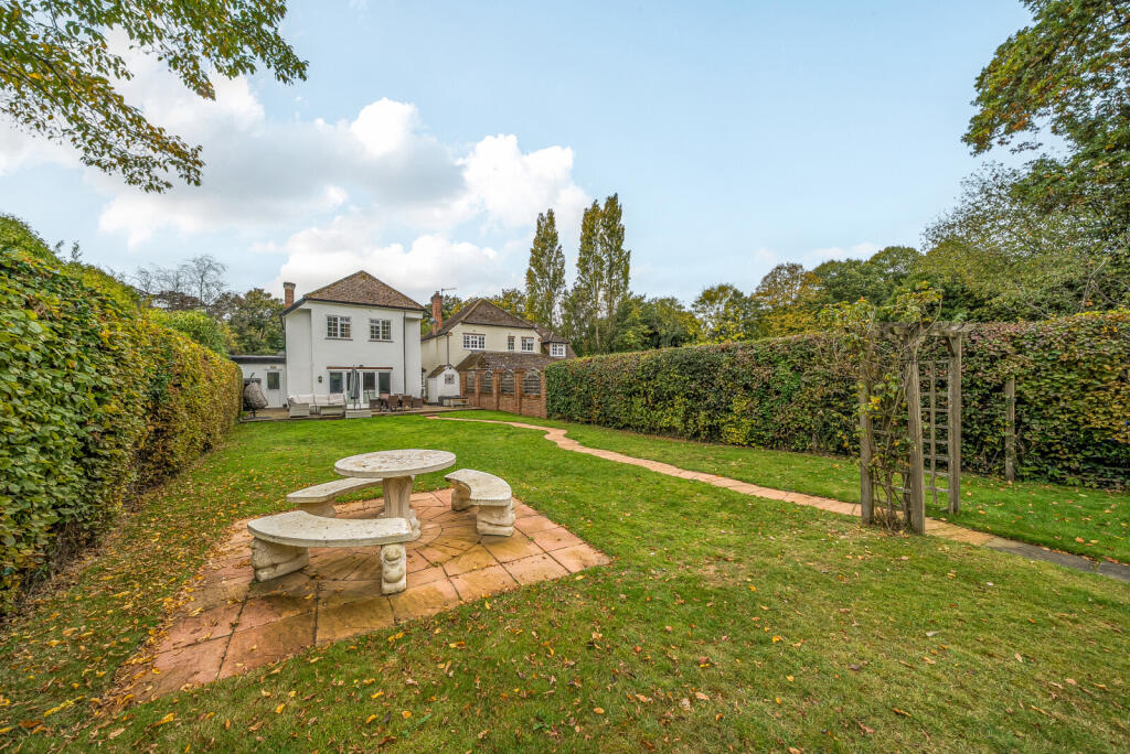 1369226-22-68ef9d...