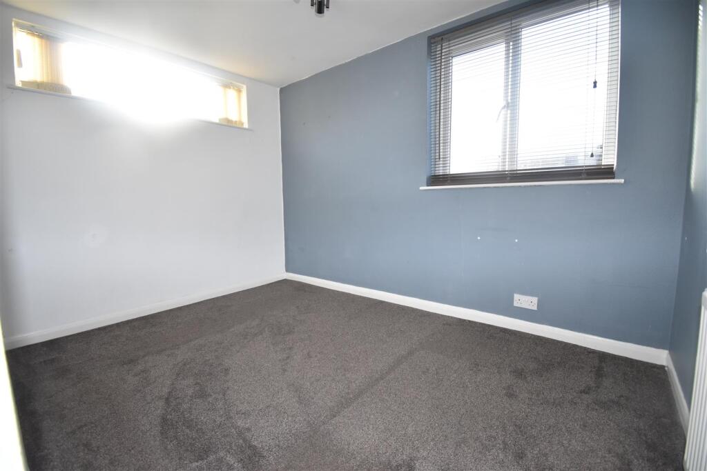 Bedroom 3.JPG