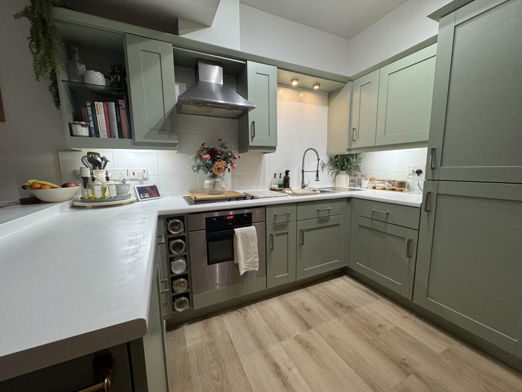 Kitchen/Dining Area