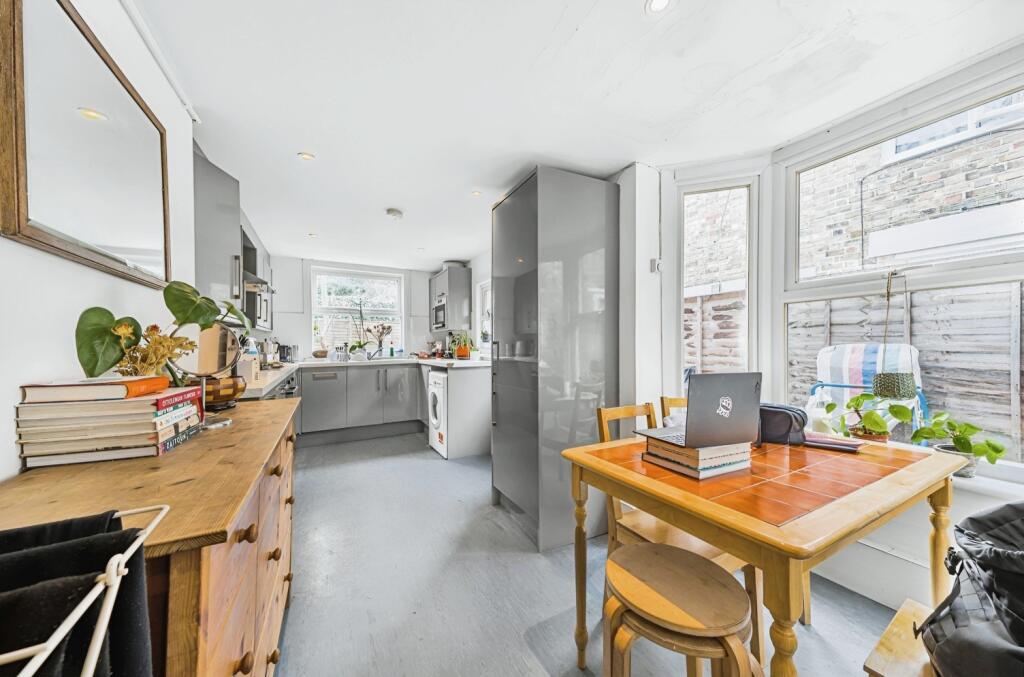 editedimage-f0baa...