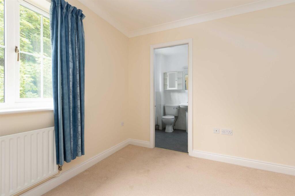 25 Marton Court, Cawston