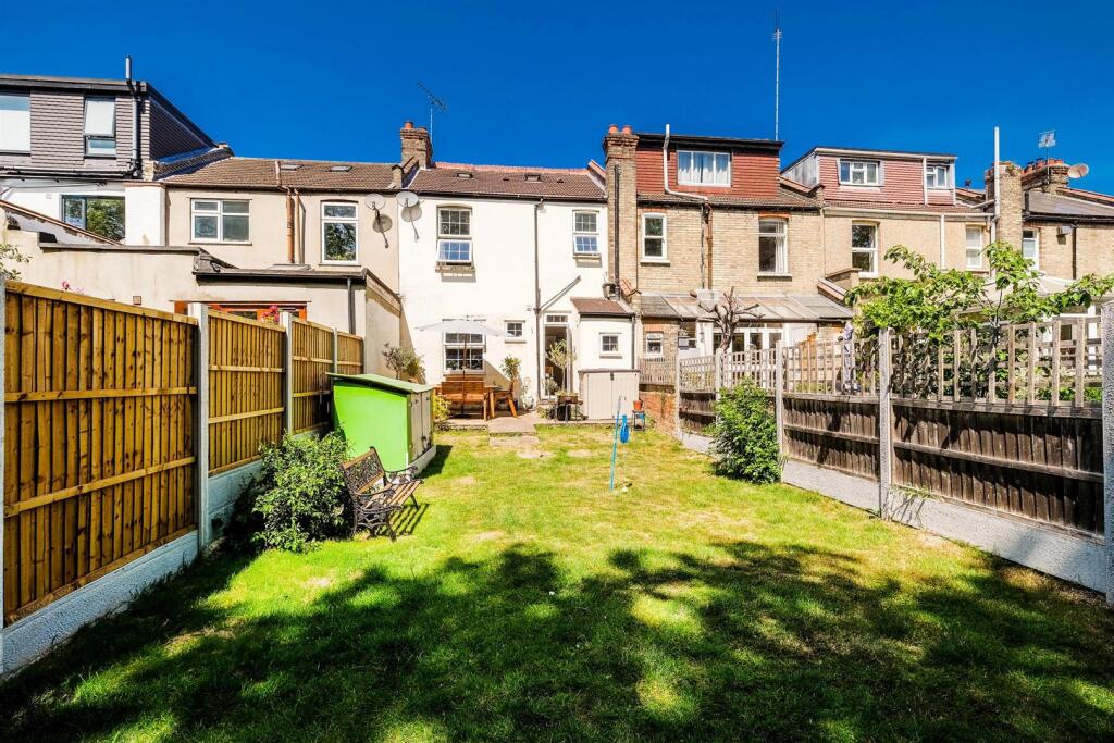 10 Studley Avenue-24_web.jpg