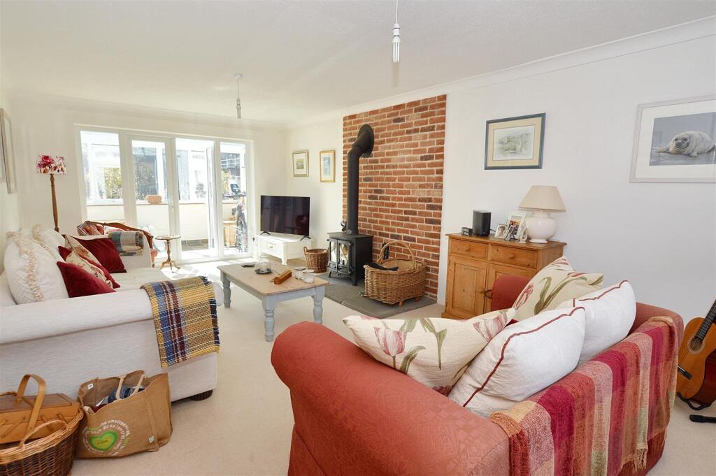 DSC_0010 - 2025-04-22T081200.597.jpg