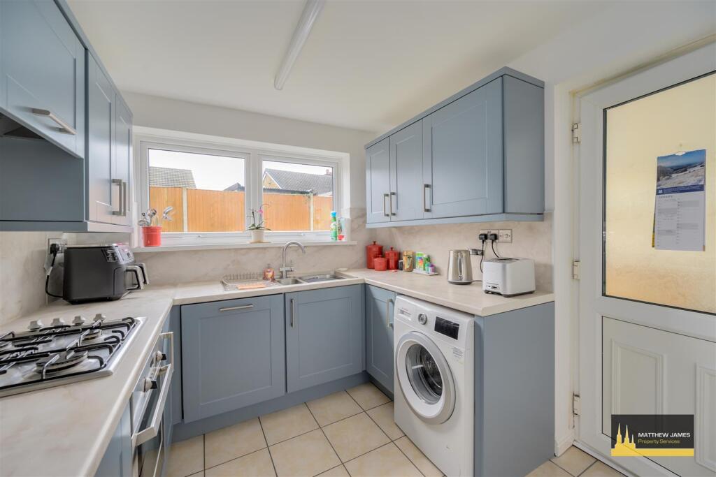 Fitted Kitchen