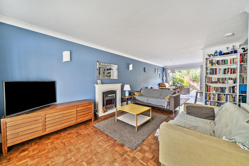 1293261-7-682ca6e...