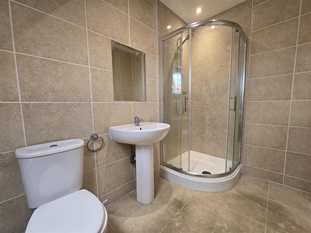 Flat 4, 110 Smisby Road