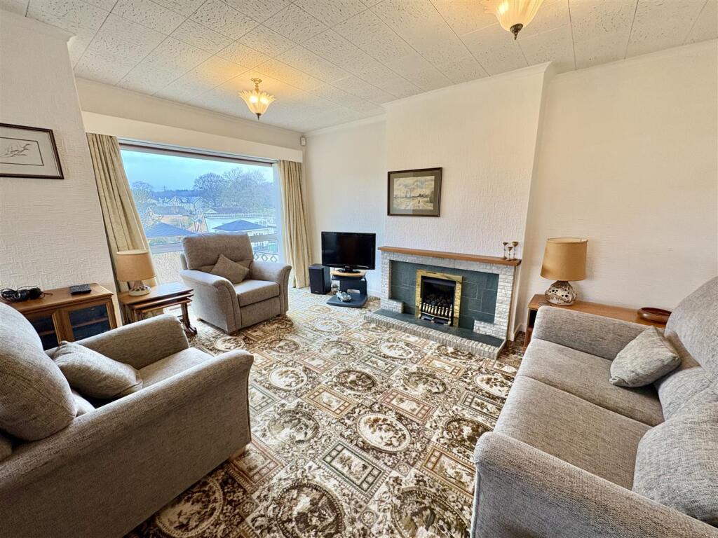Bramleys Estate Agents - Sefton Avenue - Elland (4