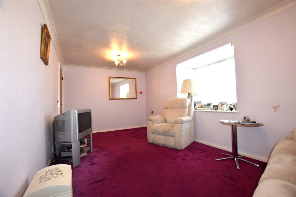 Lounge: