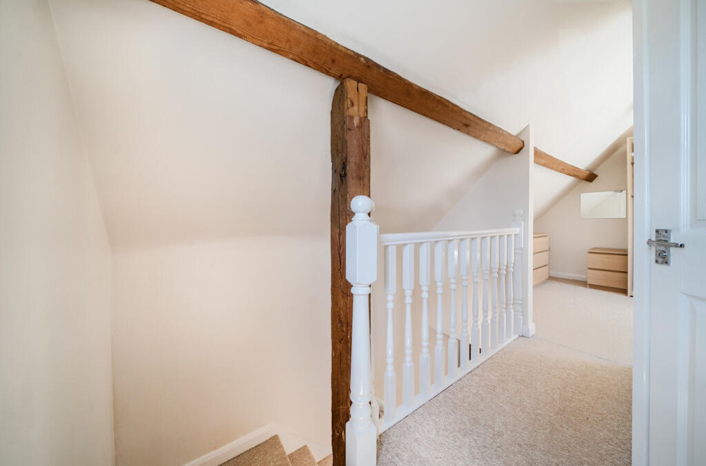 1317407-3-68656ec...