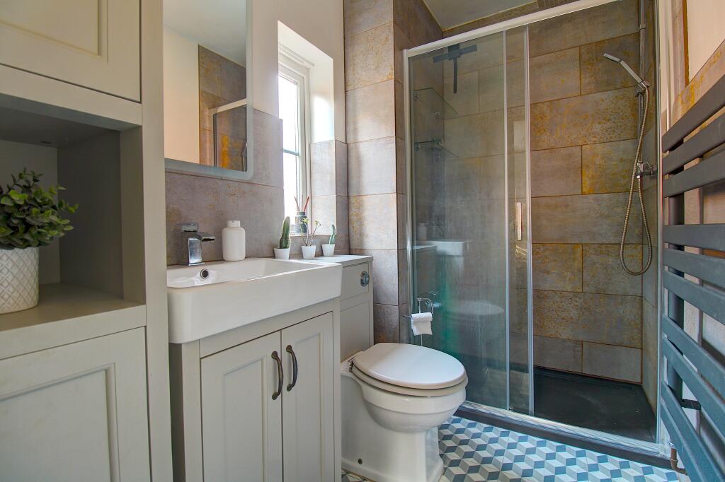 Bedroom One En Suite