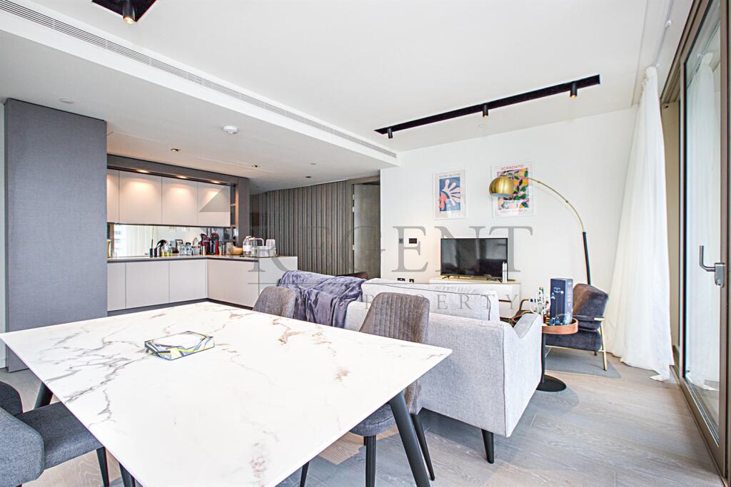 Kitchen &amp; Dining